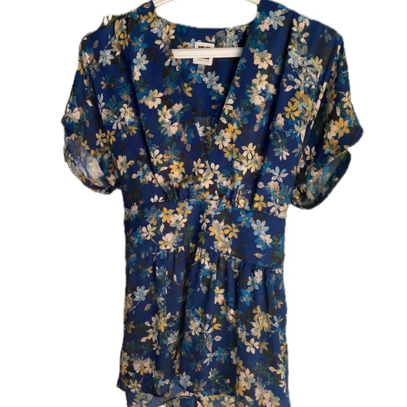 Beautiful Floral Tie Back Blouse by Anne Klein - Picture 9 of 9